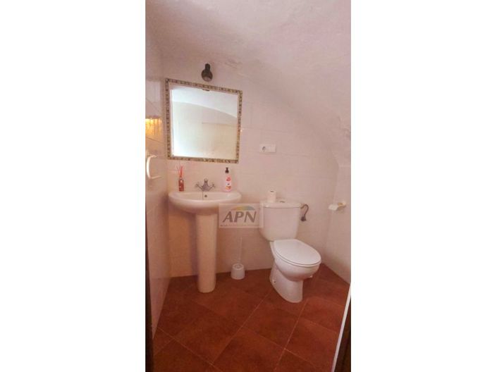 Image No.13-3 Bed Country House for sale