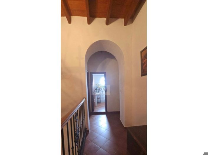 Image No.18-3 Bed Country House for sale