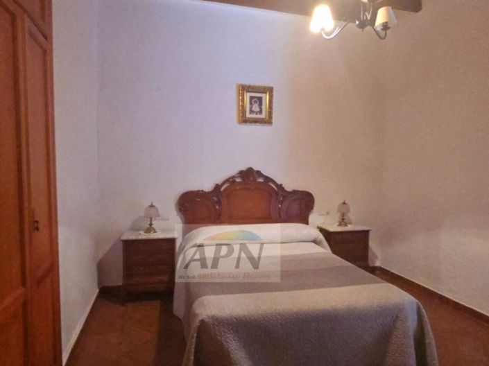 Image No.21-3 Bed Country House for sale