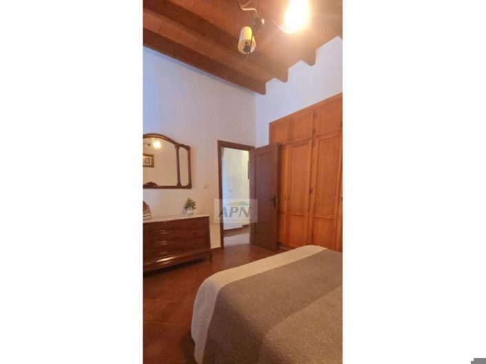 Image No.22-3 Bed Country House for sale