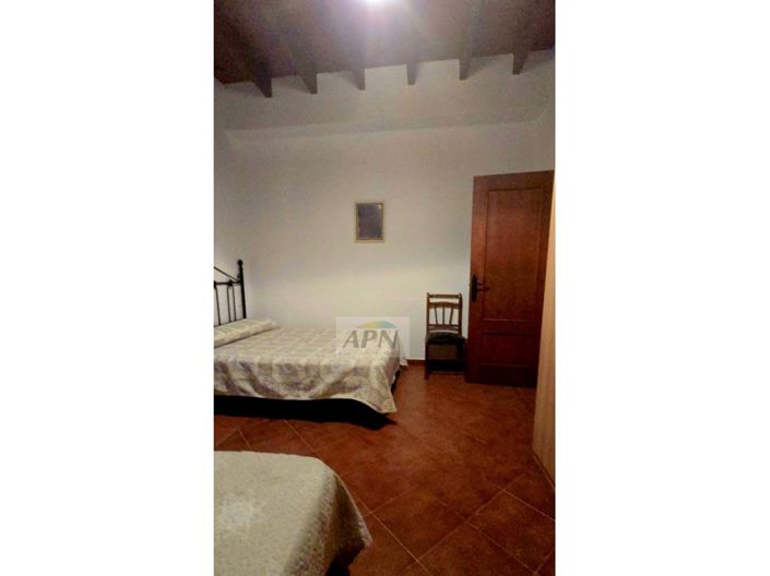 Image No.26-3 Bed Country House for sale