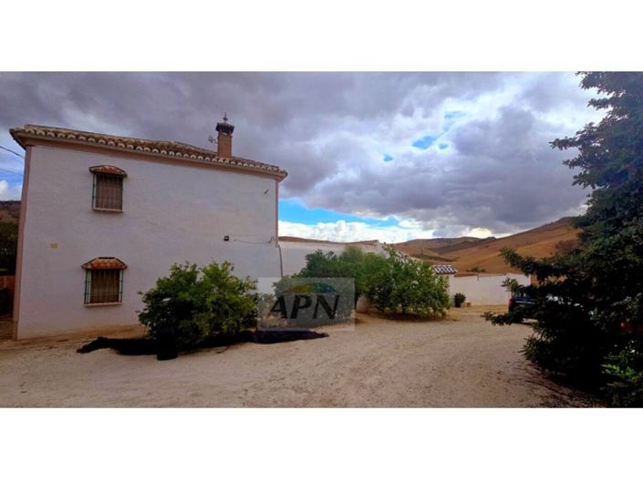 Image No.37-3 Bed Country House for sale