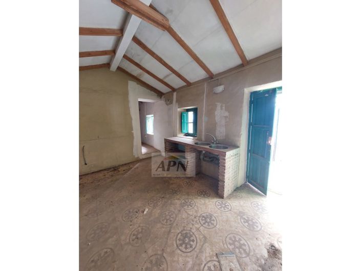 Image No.15-3 Bed Country House for sale