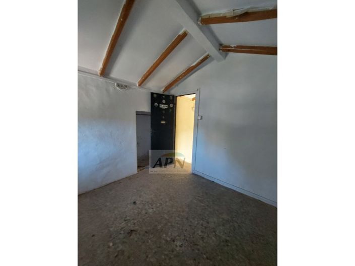 Image No.16-3 Bed Country House for sale