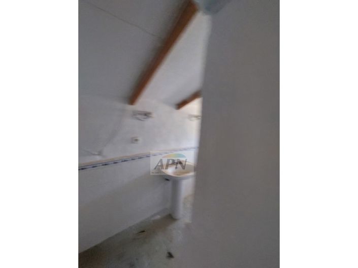 Image No.17-3 Bed Country House for sale