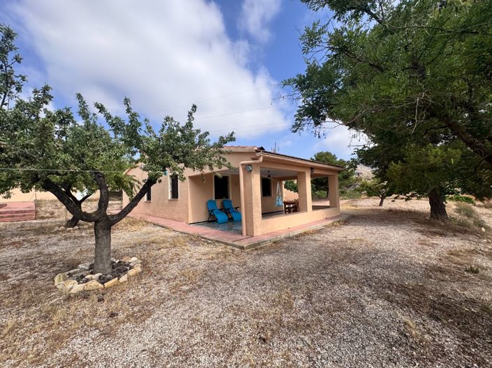 Image No.10-3 Bed Villa for sale