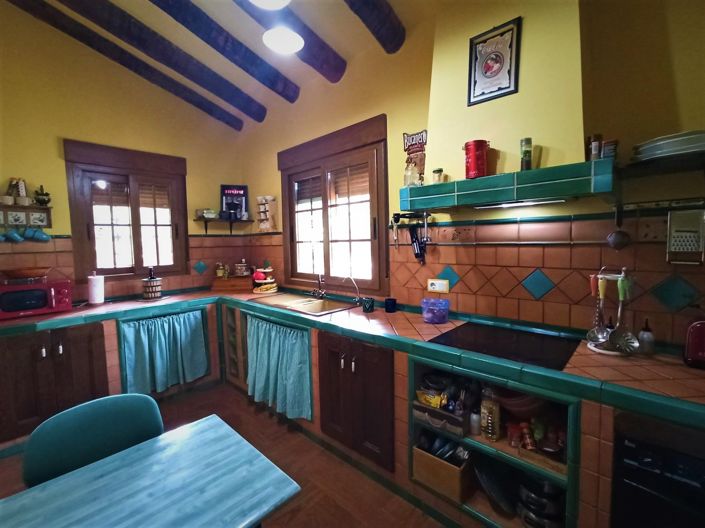 Image No.12-3 Bed Country House for sale