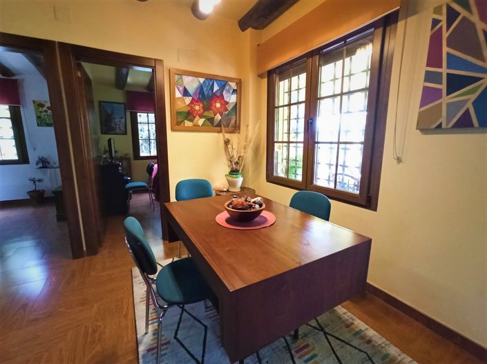 Image No.15-3 Bed Country House for sale