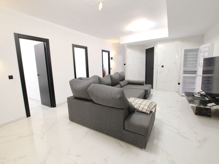 Image No.30-6 Bed Villa for sale