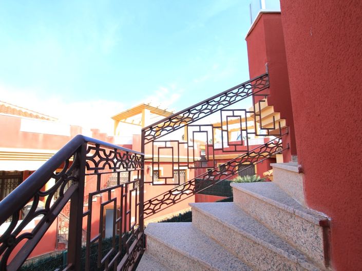 Image No.38-6 Bed Villa for sale