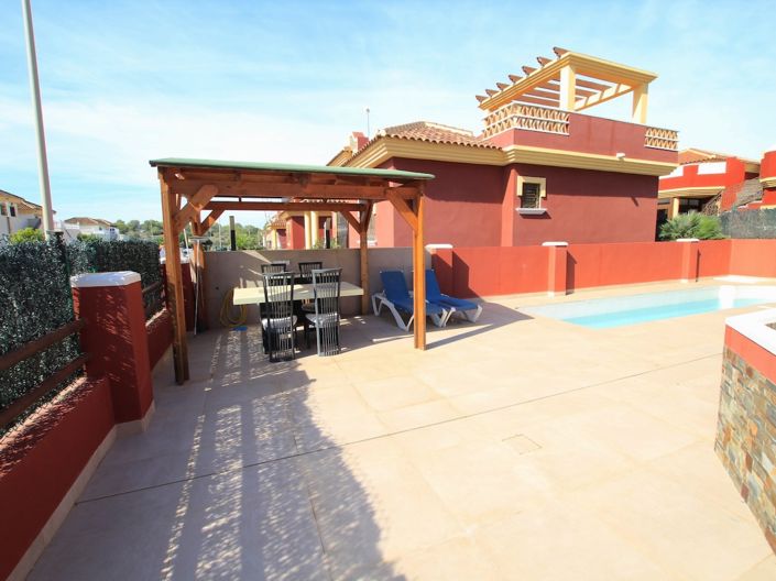 Image No.8-6 Bed Villa for sale