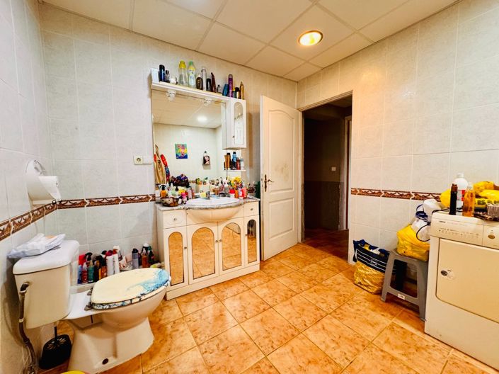 Image No.17-3 Bed Villa for sale