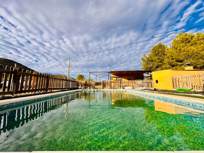 Image No.27-3 Bed Villa for sale