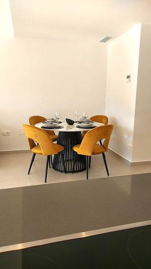 Image No.20-2 Bed Apartment for sale