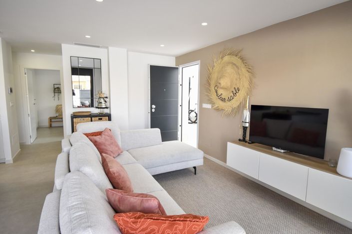 Image No.32-3 Bed Villa for sale