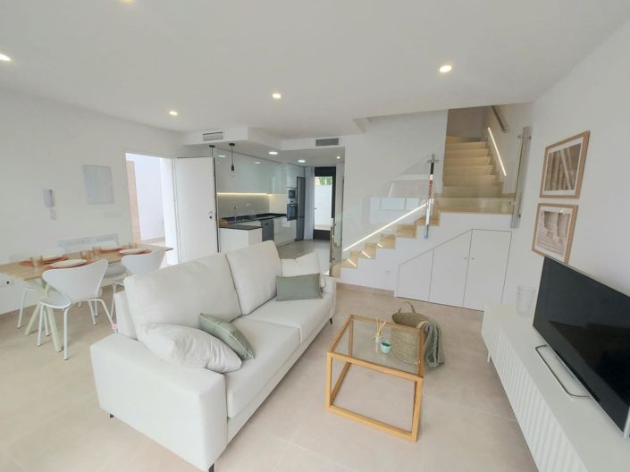 Image No.11-3 Bed Villa for sale