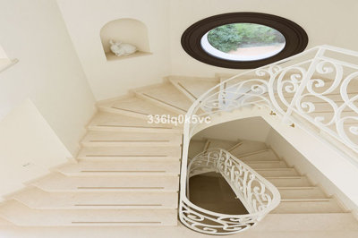 12-53013098fcab6c38b1379cd33298e050