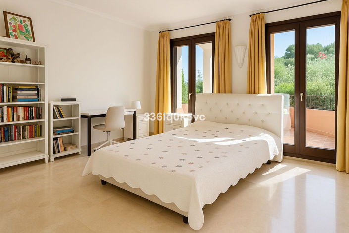 Image No.31-Villa de 4 chambres à vendre à Sierra Blanca