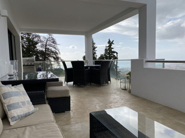 11-20939a0134ad724a8cb2a801094d15a4