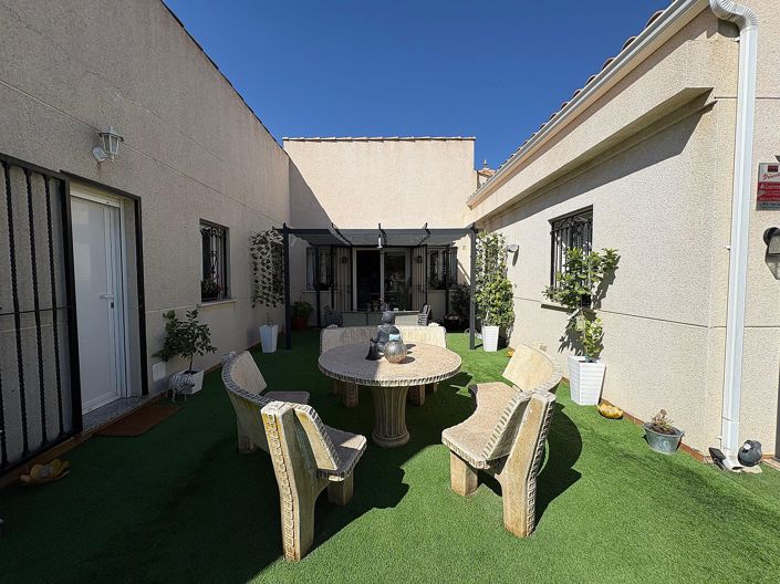 Image No.36-3 Bed Villa for sale