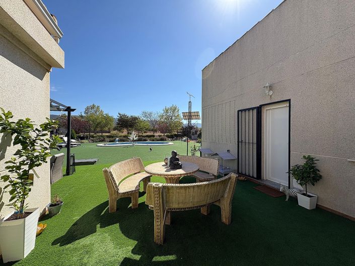 Image No.37-3 Bed Villa for sale