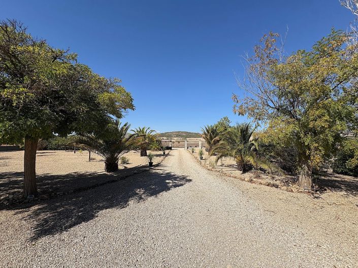 Image No.6-3 Bed Villa for sale