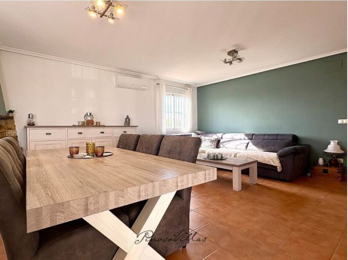 Image No.12-3 Bed Villa for sale