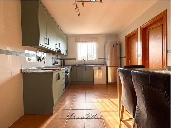 Image No.17-3 Bed Villa for sale