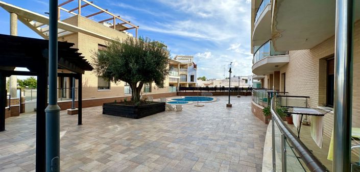 Image No.3-3 Bed Apartment for sale