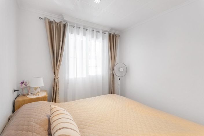 Image No.17-2 Bed Bungalow for sale