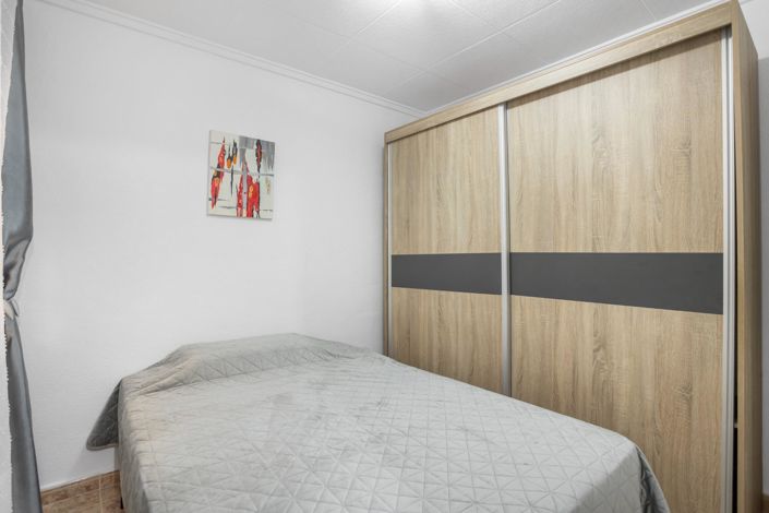 Image No.18-2 Bed Bungalow for sale