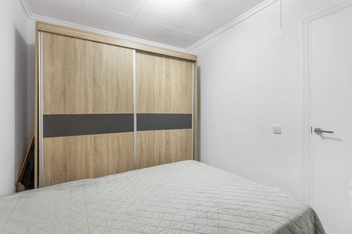 Image No.19-2 Bed Bungalow for sale