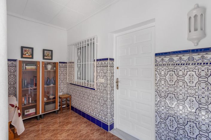 Image No.5-2 Bed Bungalow for sale