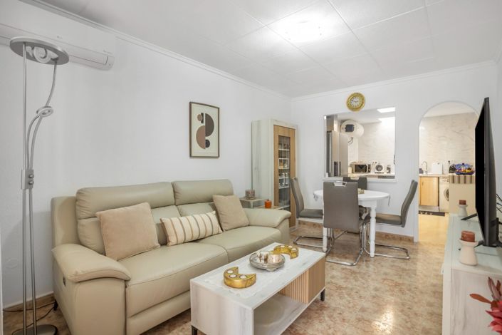 Image No.8-2 Bed Bungalow for sale