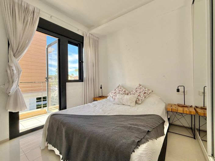 Image No.14-3 Bed Villa for sale