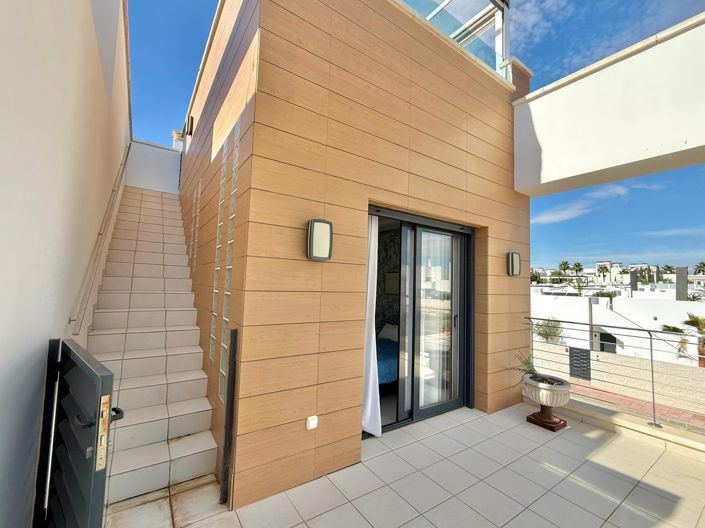 Image No.16-3 Bed Villa for sale