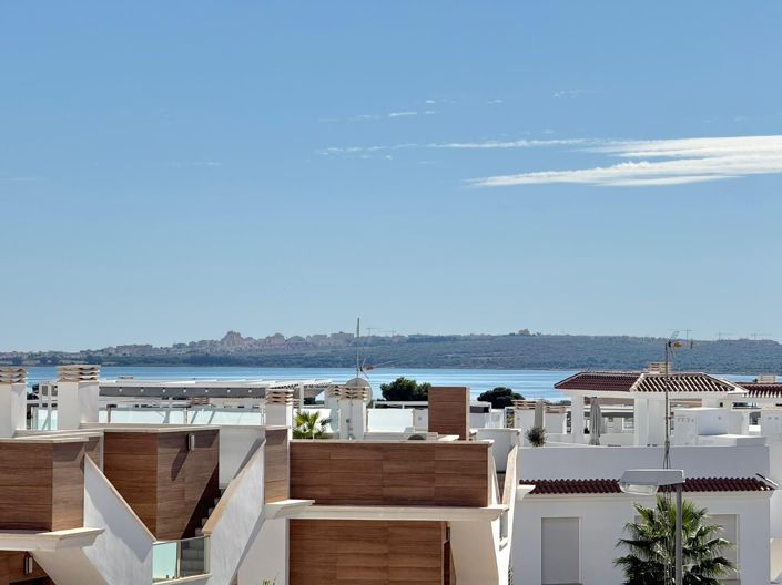 Image No.3-3 Bed Villa for sale