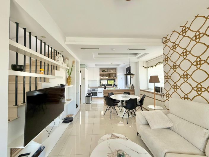 Image No.4-3 Bed Villa for sale