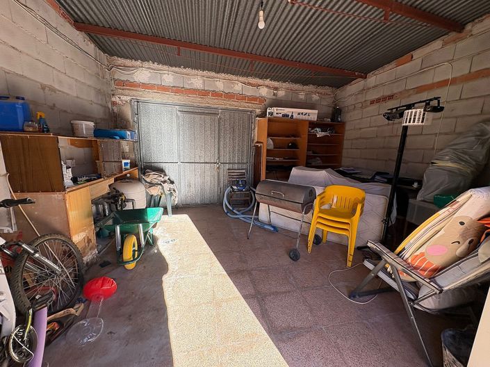 Image No.31-6 Bed Townhouse for sale