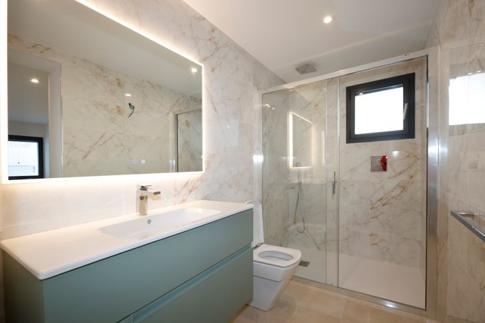 Image No.8-4 Bed Villa for sale