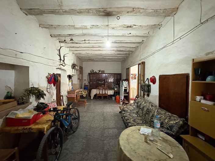 Image No.5-6 Bed Villa for sale