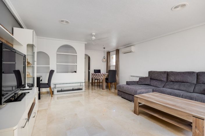 Image No.10-4 Bed Bungalow for sale