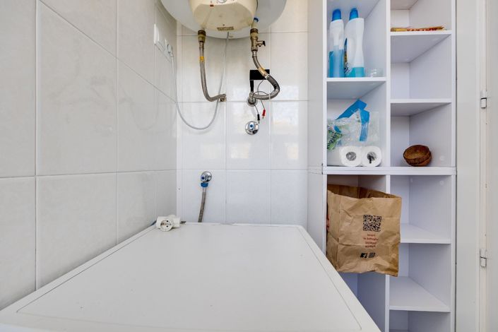 Image No.14-4 Bed Bungalow for sale