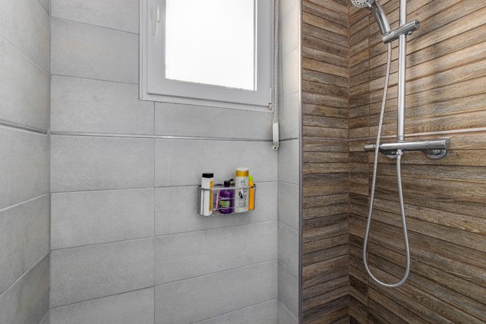 Image No.21-4 Bed Bungalow for sale