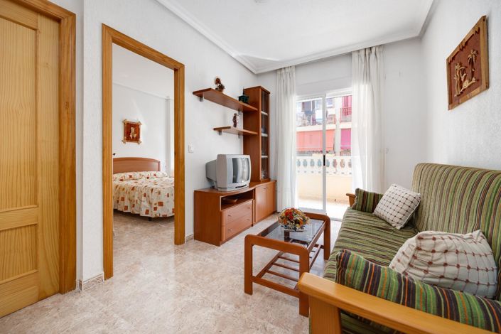 Image No.12-2 Bed Apartment for sale