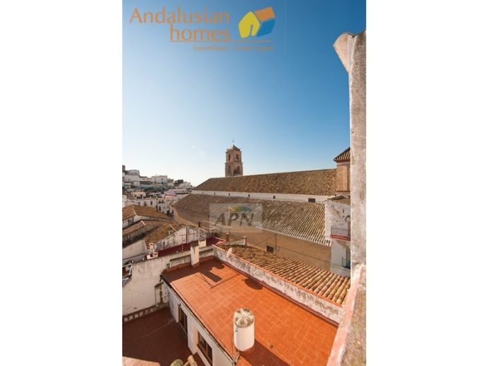 Image No.30-14 Bed Townhouse for sale