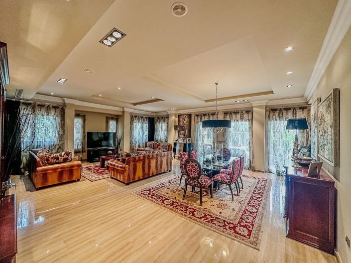 Image No.13-5 Bed Villa for sale