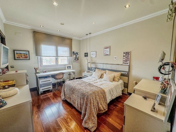 Image No.24-5 Bed Villa for sale