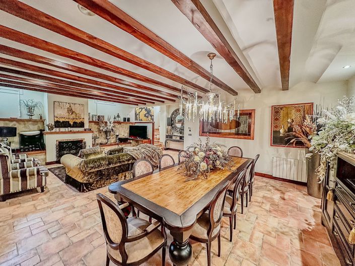 Image No.30-5 Bed Villa for sale