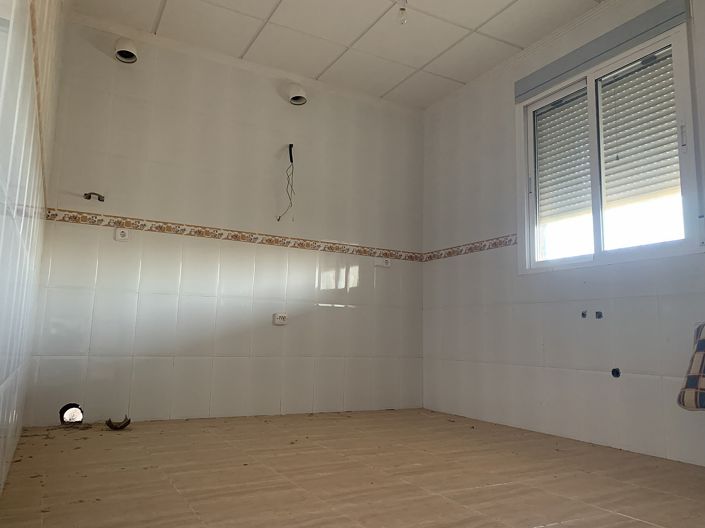 Image No.17-3 Bed Villa for sale